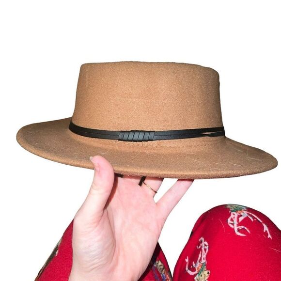 BOUJI BEE Brown Hat W/ Faux Leather Wrap & Side Detail One Size - Picture 2 of 7